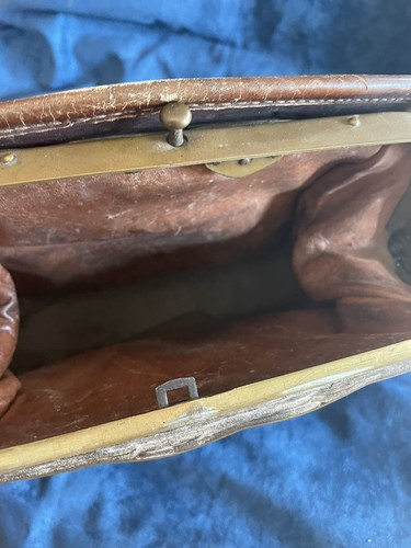 Ancienne sacoche cuir - ancienne,