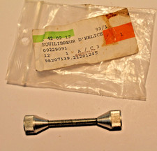 LOT 130---  MODELISME AVION