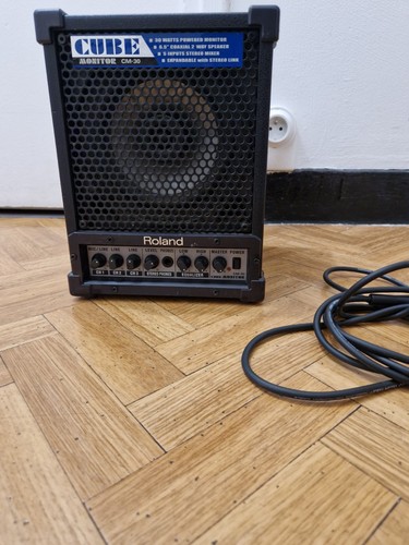 Roland cube monitor - cm-30,