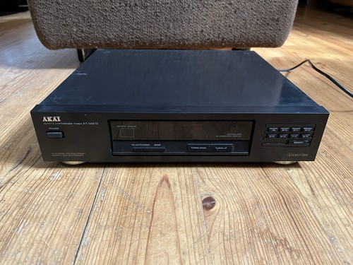 Akai m670 quartz - -,