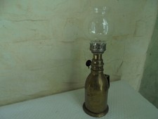 lampe pigeon ancienne forme obus gravé Lampe Briquet & son verre