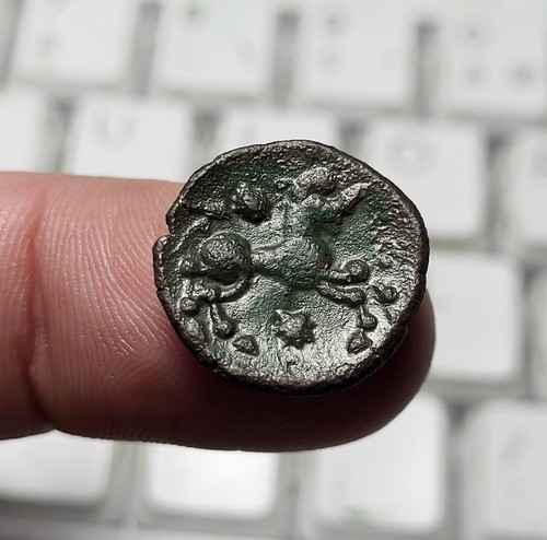 Bellovaques bronze au - ~,