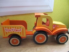 WOODEN TRACTOR + TRAILER BAZAAR TOY 