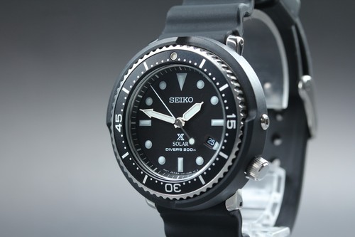 Presque comme neuve montre - [presque,