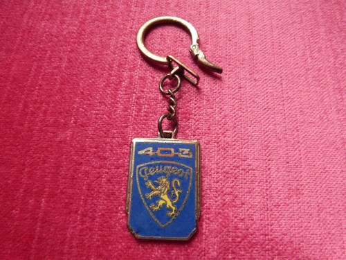 Ancien porte clés métal - ancien,
