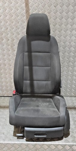 Siège avant gauche conducteur
