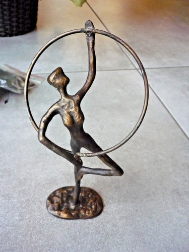 Statuette danseuse cerceau - danseuse, au