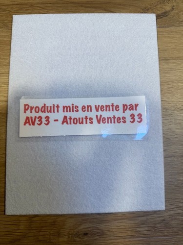 Feuille mousse adhésive