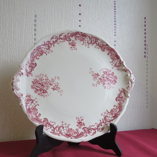 Plat gâteau en - 1, a