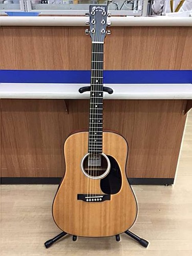 Guitare électrique acoustique