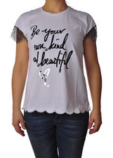 Le Voliere  -  T - Female -