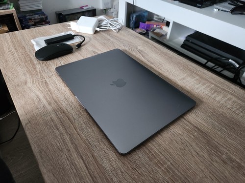 Macbook pro touch bar - macbook,