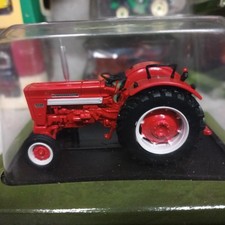 UH SERIE PRESSE TRACTEUR