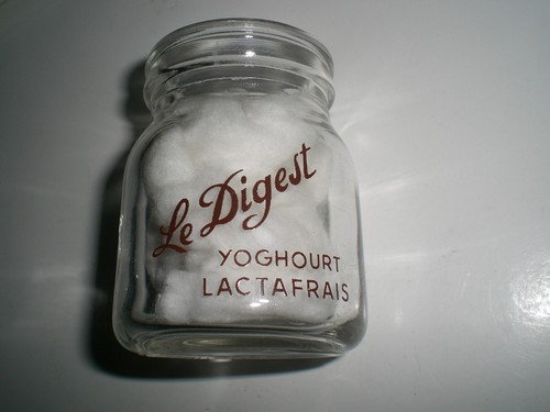 Ancien pot yaourt - ,