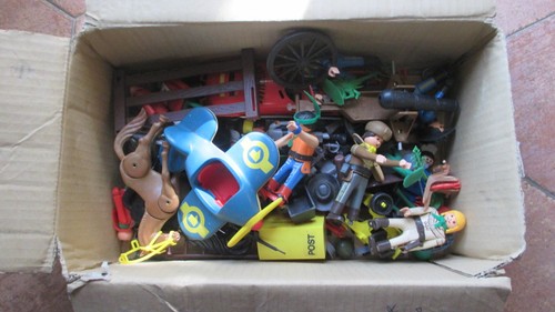 Lot figurines accessoires - lot,