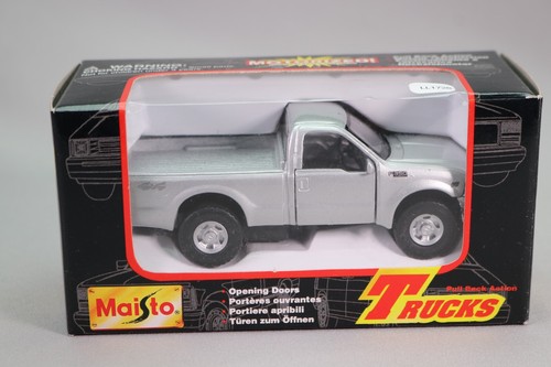 Ll1726 maisto trucks 21020 - ll1726,