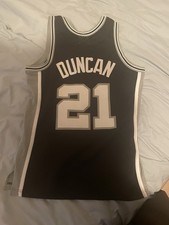 Maillot Spurs NBA 1998-99 Tim Duncan, New York NBA Store.
