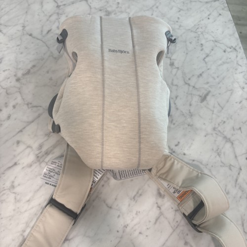 Baby bjorn carrier - carrier, mini