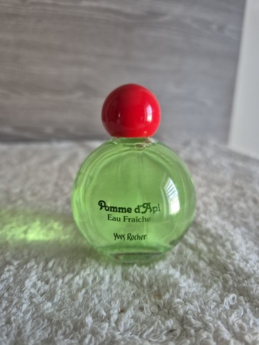 Pomme api eau fraîche - pomme, d'api