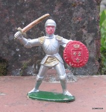 CYRNOS MOYEN AGE / FIGURINE