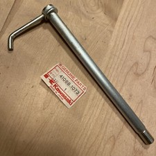 Genuine Kawasaki KDX200 KDX250 1983-1985 Front Axle 41068-1073 NOS