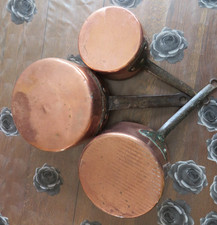 3 anciennes casseroles en
