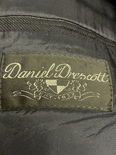 Vantage Daniel Drescott -2-Buttons 2- Pieces Notched Suit Men’s U.K-44”-EUR-54”-