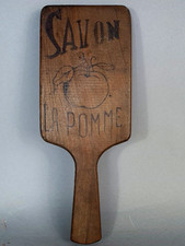 Ancien battoir à linge