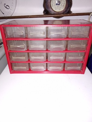 Vend casier rangement visserie - vend,