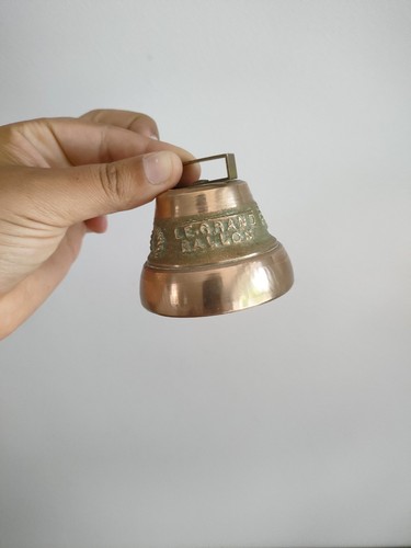 Petite cloche bronze laiton - petite, en