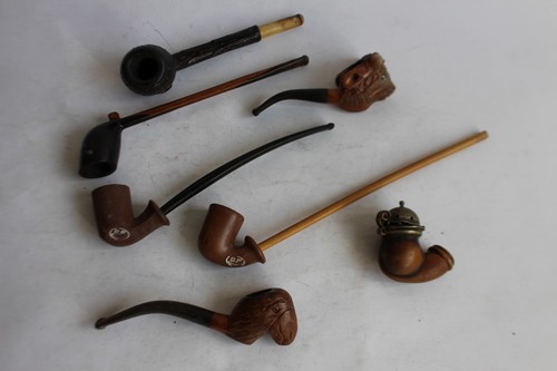 Lot pipes diverses objets - de, 7