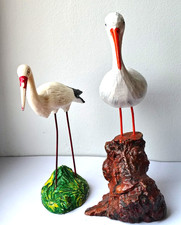 2 figurines statues sculptures