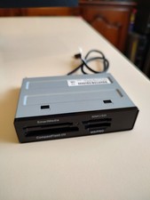 Lecteur de cartes mémoires