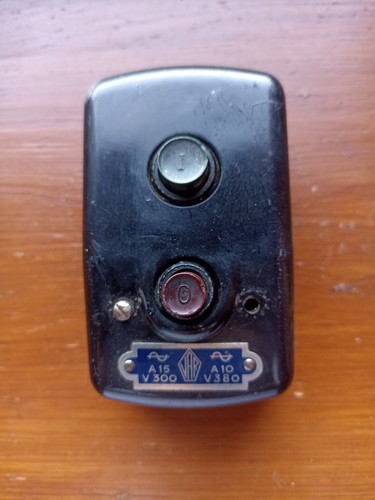 Ancien disjoncteur - ancien,
