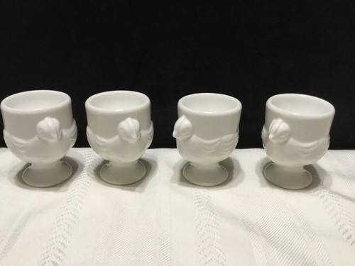 Set white porcelain - of, 4