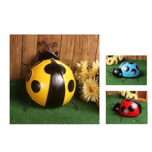 Décoration murale coccinelle