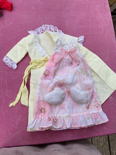 Tenue violette 1973 cathie - violette,