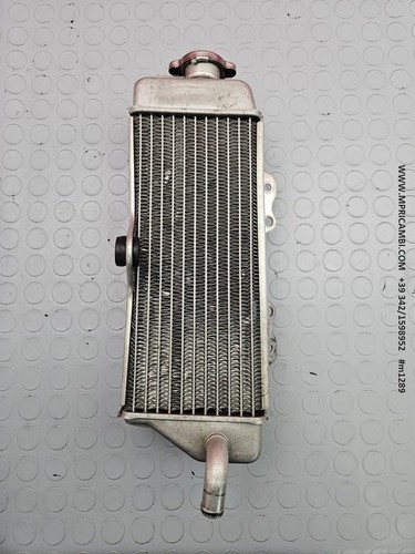 Radiateur droit refroidisseur - radiateur,
