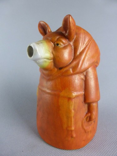 Joli cochon cremier pot - a, lait