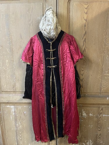 Costume ancien vêtement - costume,