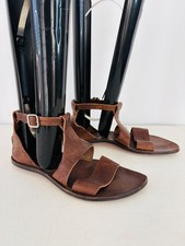 Cydwoq Brown Leather Handmade
