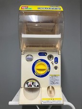 Bandai Capsule Station taille