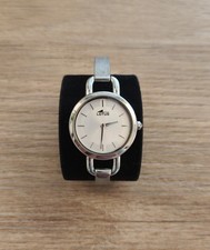 Montre Quartz Moderne Lotus