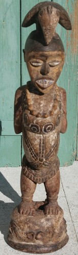 Grande sculpture africaine - , au