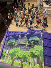 Gros Lot De 35 Figurines