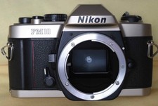 NIKON FM10 FILM CAMERA