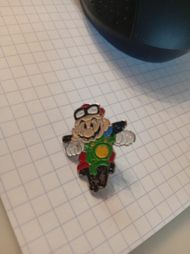 Pin mario bross - pin's, ref