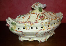 Céramique Bassano. Bonbonniere  Décors roses.