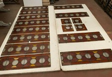 Quatorze éléments de vitraux