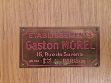 Plaque en laiton